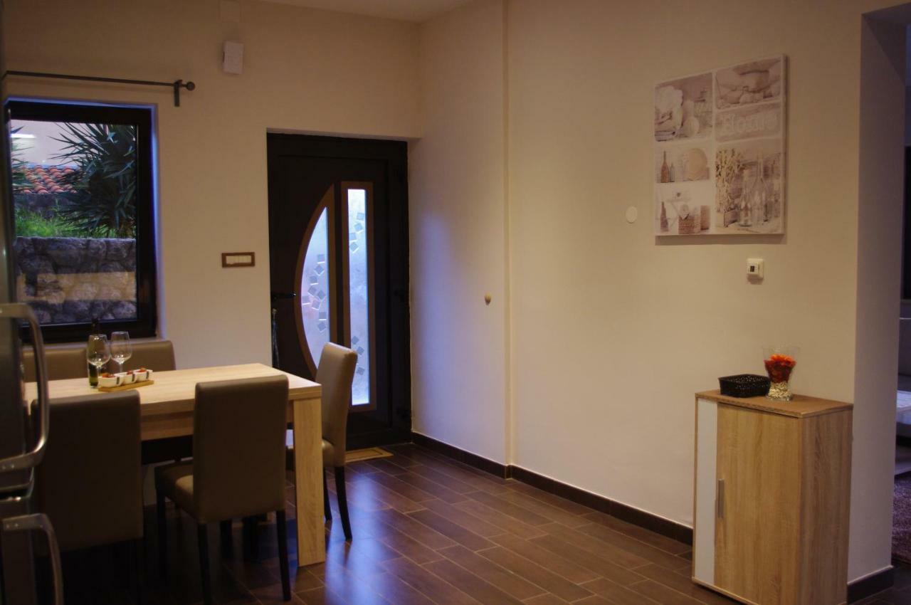 Apartment Verano Нивице Экстерьер фото
